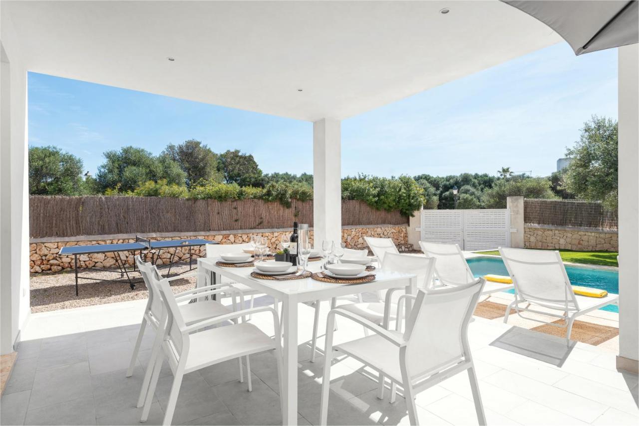Stunning Villa Marianella Gris, Pool, Bbq, Ac, Free Wifi กาลาดอร์ ภายนอก รูปภาพ