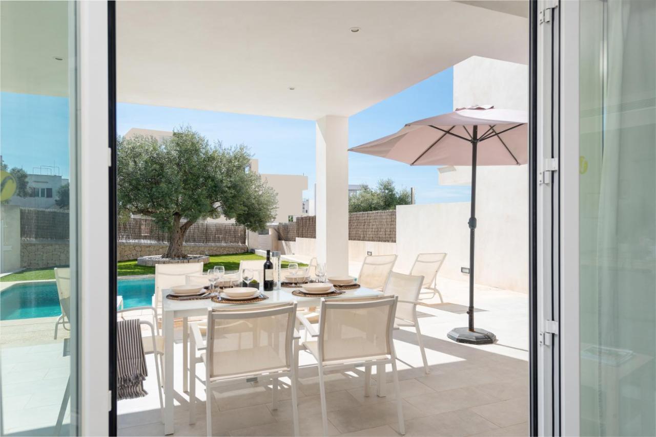 Stunning Villa Marianella Gris, Pool, Bbq, Ac, Free Wifi กาลาดอร์ ภายนอก รูปภาพ